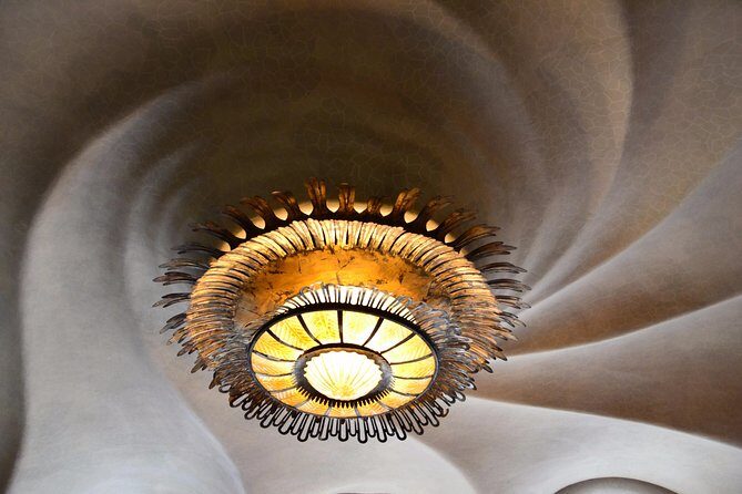 Gaudi's Casa Batlló and La Pedrera with Chocolate Tasting - Price and value: what you pay now vs what you pay at the door