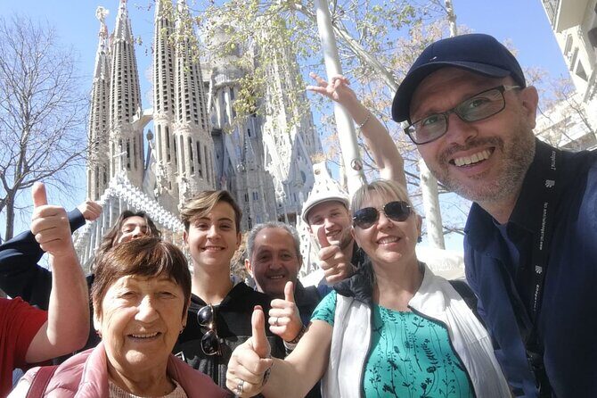 Gaudi's Modernist Legacy: Small Group Walking Tour - Passeig de Gràcia First: Luxury Shopping Streets as a Modernist Stage