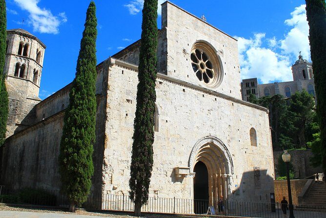 Girona and Besalu, Jewish History tour Small Group from Girona - The Museum of Jewish History in Girona: Where the Story Gets Organized
