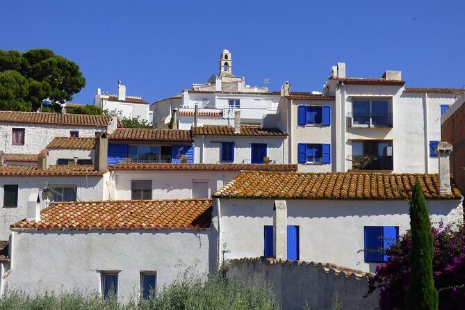 Girona, Figueres, Dalí Museum and Cadaqués Tour from Barcelona - Girona’s medieval highlights and free time by the Onyar River