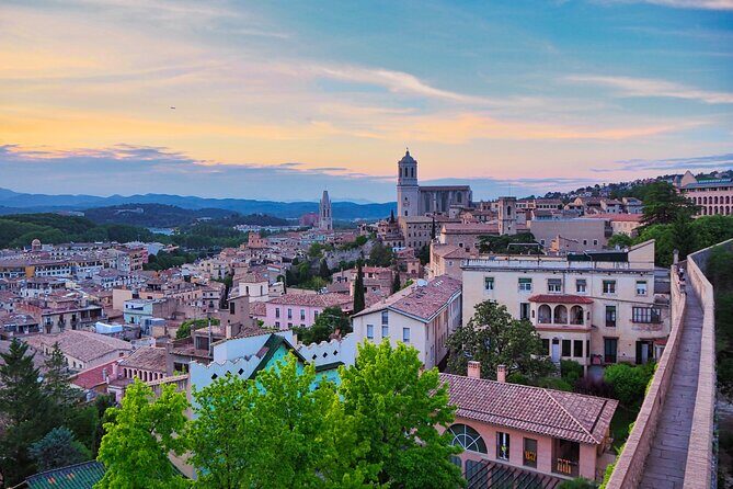 Girona History, Legends, and Food Walking Tour with food tasting - Barri Vell De Girona: Getting Your Bearings in the Old City