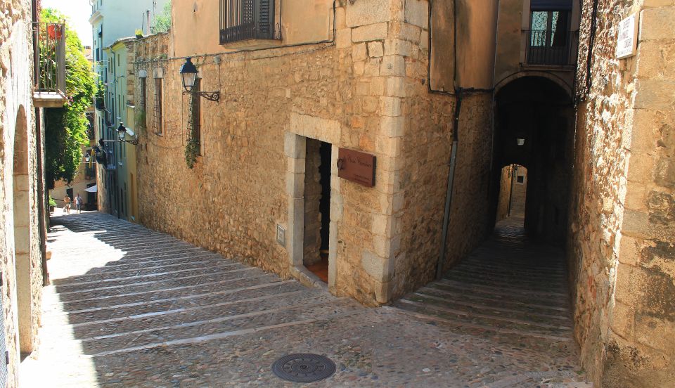 Girona: Jewish Heritage Guided City Tour and Museum Visit - Walking The Call: Cobblestones, Synagogue Sites, and Nahmanides