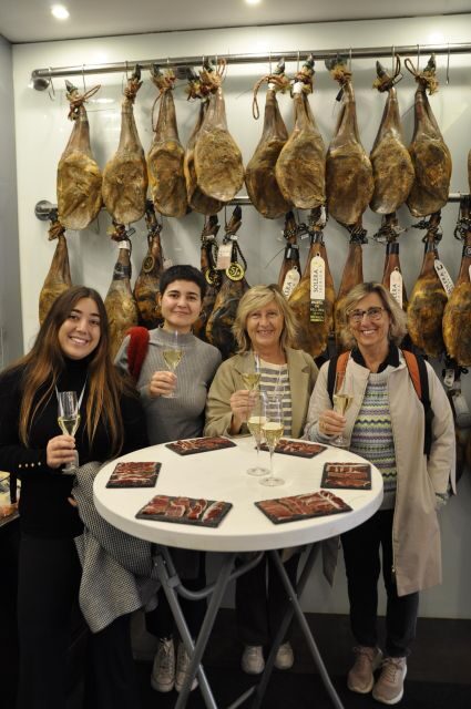 Girona Morning Food Tour & Local Market - Plaça de l’Oli and Plaça del Vi: when plaza names become food lessons