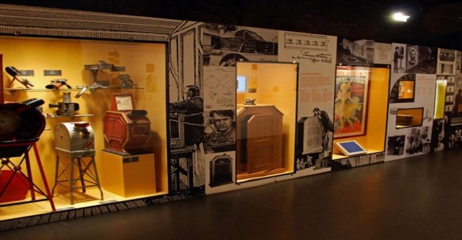 Girona: Museum of Cinema Entry Ticket - The Heart of the Museum: Tomàs Mallol and the Pre-Cinema Collection
