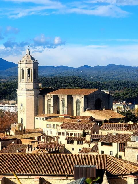 Girona - Private Historic Walking Tour - Linking Old Town to New City in 2 Hours