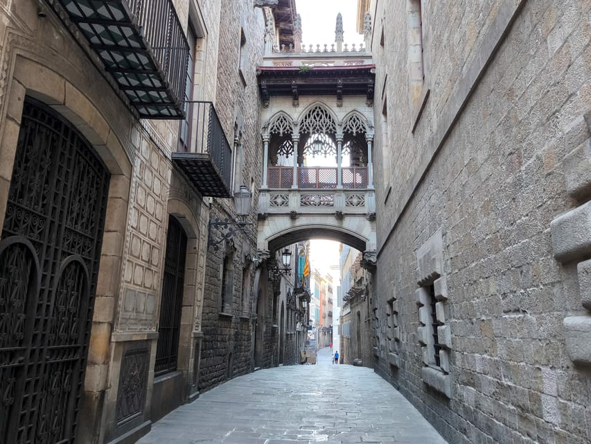 Gothic Quarter & Gaudí's Treasures Small-Group Tour - Pacing and Physical Comfort: When the Walking Feels Like Too Much