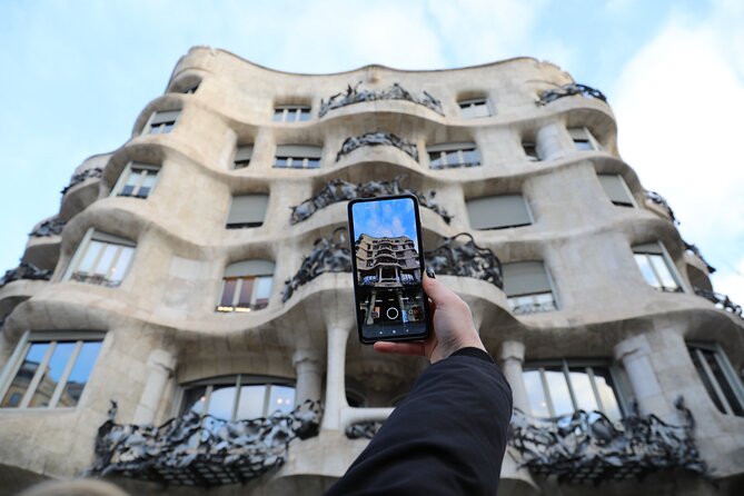 Guided private morning tour of La Pedrera with Casa Batlló ticket - Why this 9:30 a.m. tour works so well