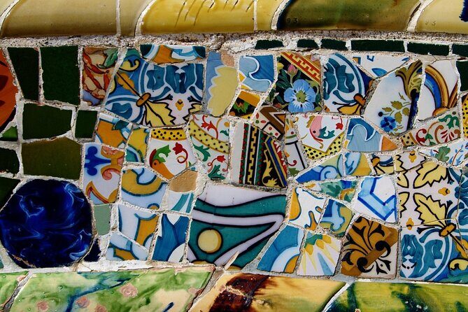 Guided Walking Tour in Park Güell Barcelona - Meeting in Gràcia and keeping the day low-stress