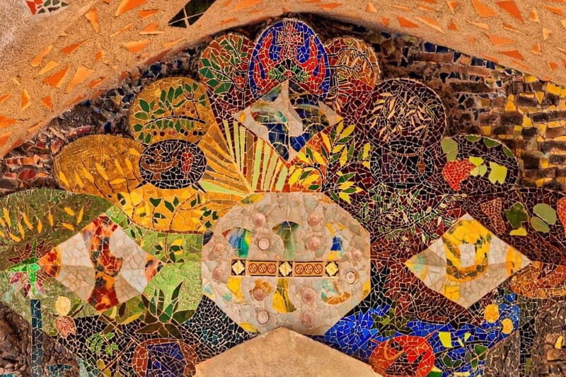 Highlights Guided visit to Gaudi's Crypt and Colonia Güell - The interpretation centre: what you learn before you look