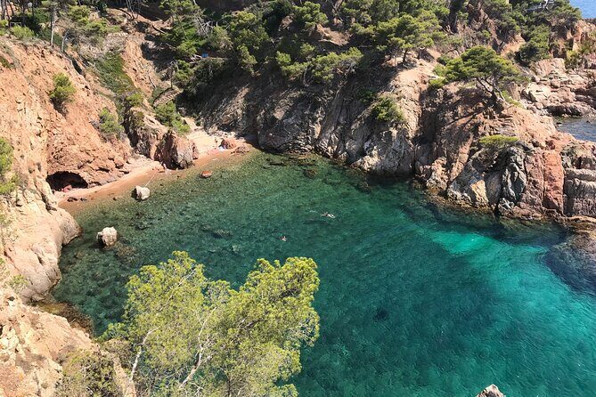 Hiking Costa Brava Coves and Beaches, Catalan Mediterranean - The main walk: Cami de Ronda from Platja de Castell to emerald coves