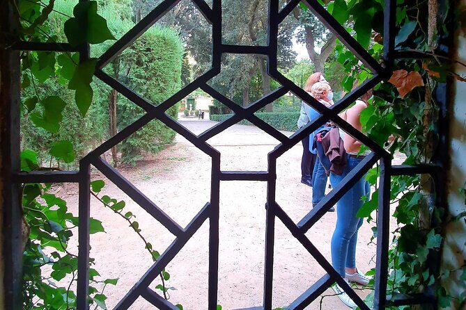 Horta Labyrinth Walking Tour in Barcelona - Key highlights you should care about