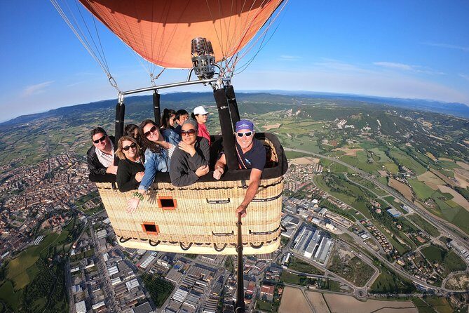 Hot Air Balloon with Champagne, Optional Photos,Video & Breakfast - Breakfast and a Champagne toast: the celebratory landing