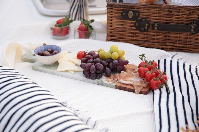 Hot Air Ballooning and Sailing Adventure Tour from Barcelona - Value and Price: Is $363.38 a Good Deal?