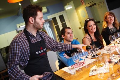 Interactive Paella & Market: Bottomless Wine & Rambla Views - Back in the kitchen: tasks, tools, and working like a team