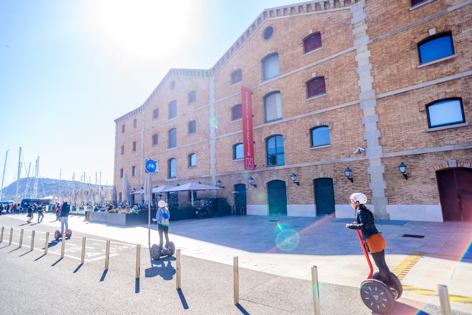 Intro Segway Tour Barcelona 1h - Guide quality: why Natasha, Carlos, and Phil keep showing up
