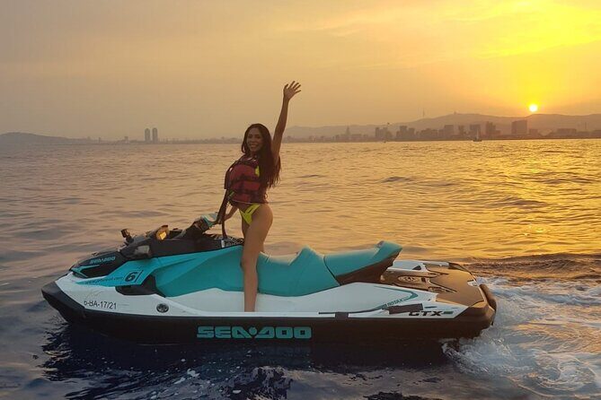 Jet Ski Experience without license in Barcelona - The ride itself: speed, waves, and the guide’s role