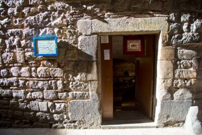 Jewish Quarter of Barcelona Private Tour with Hotel Pick-up - Price and logistics: why $117.75 can make sense