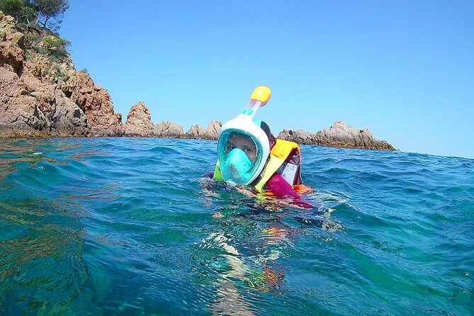Kayak excursion in Playa de Aro - What happens if the water gets rough (and how guides handle it)