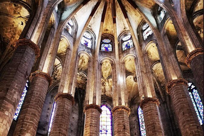 Kickstart Barcelona Private Tour. City Highlights for newcomers - Stop 4: Basilica de Santa Maria del Pi and Old-Stone Details