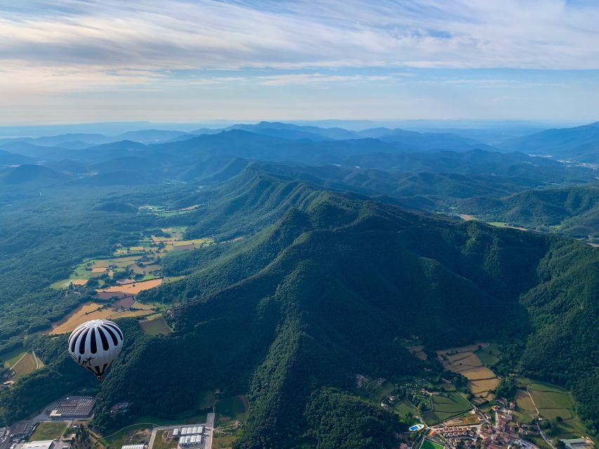 La Garrotxa Volcanoes Half-Day Hot Air Balloon Flight - Price and value: what $271 buys you in real terms