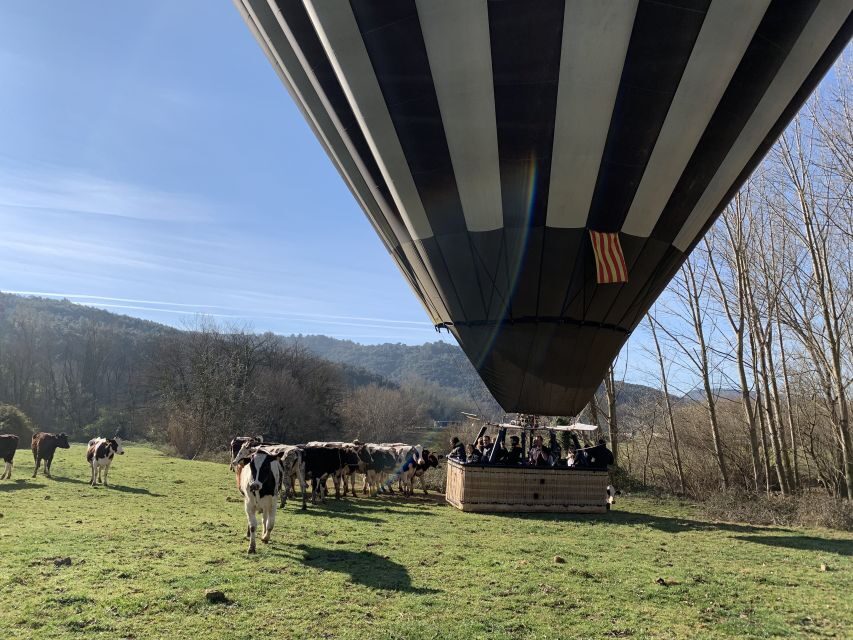 La Garrotxa Volcanoes Half-Day Hot Air Balloon Flight - Accessibility and suitability: who this balloon flight fits best