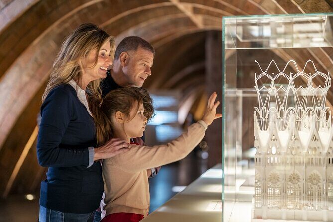 La Pedrera Guided Tour with Fast Track Access - Key Things You’ll Notice Right Away