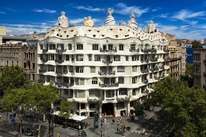 La Pedrera Guided Tour with Fast Track Access - La Pedrera’s Street Presence: Stone Façade, Sea-Bed Feel, and Human Scale