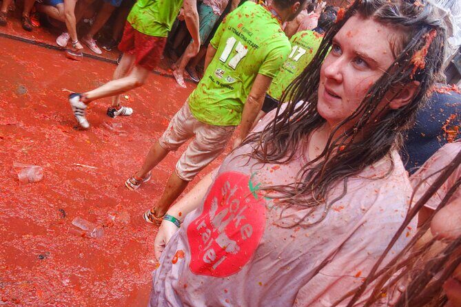 La Tomatina Day Trip from Barcelona with Ticket & Party Access - The pre-party part: why it matters more than you think