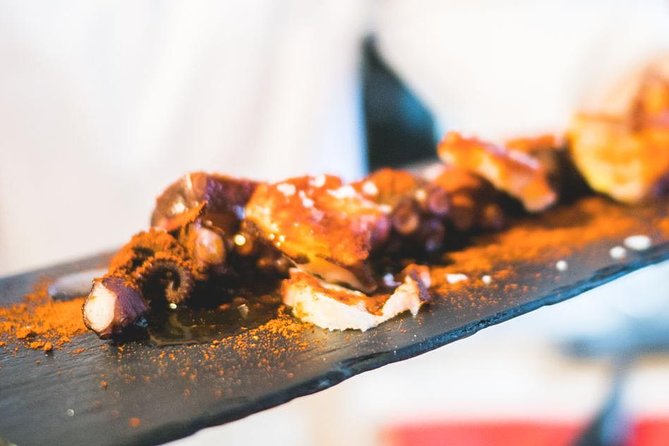 Learn The Art Of Spanish Tapas With a Local Chef in Barcelona - From Plaça Reial to a chef’s kitchen: how the day flows