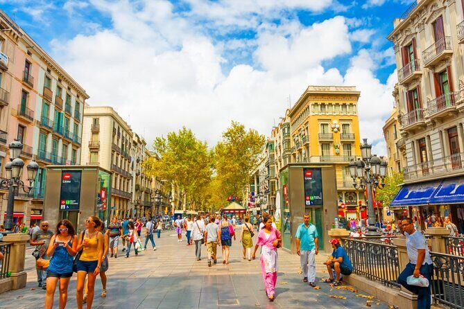 Love in the Gothic Quarter Barcelona: Self-Guided Romantic Walk - Value for money: what $6.01 really buys you in Barcelona