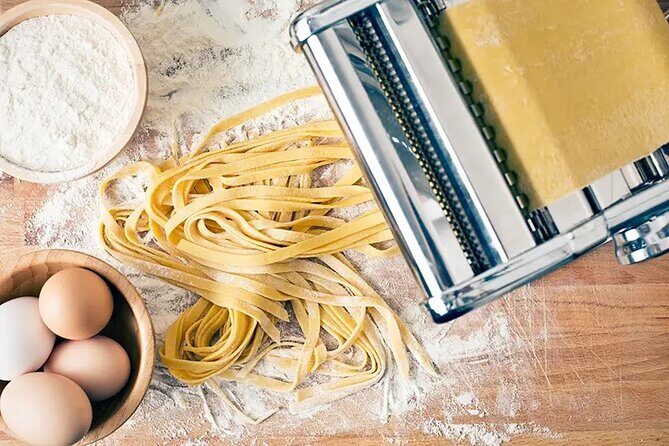 Make fresh pasta and Italian aperitivo In Barcelona - The Pasta Lesson That Doesn’t Feel Intimidating