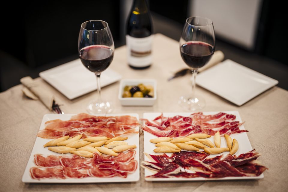 Menu Gourmet - Jamón, Cheese & Wine near Sagrada Familia - Drinks You Choose: Beer, Soft Drink, Wine, or Cava