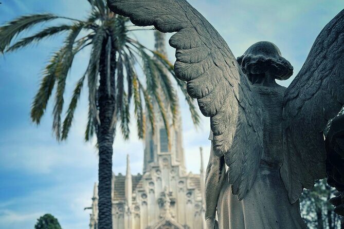 Montjuïc Cemetery Walking Tour – Hidden Art, History & Views - Inside the cemetery: guided art, symbolism, and stories