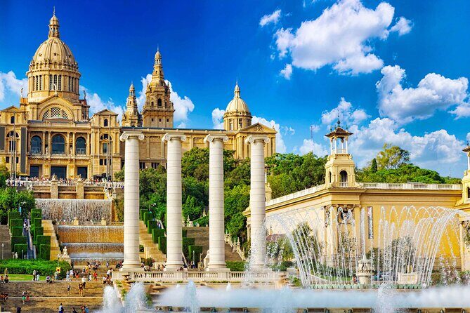 Montjuic Park Walking Tour with Audioguide on Your Smartphone - Plaça d’Espanya: Your Easy Start (And the Square That Explains Barcelona)
