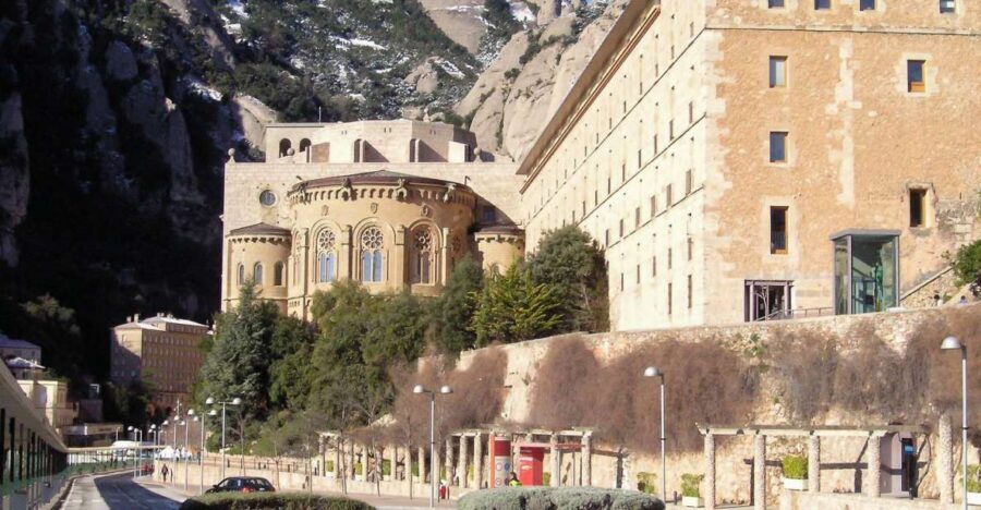Montserrat: 6-Hour Tour with a Choice of 3 Levels of Hiking - Getting to the Mountain from Barcelona Without Wasting Your Morning