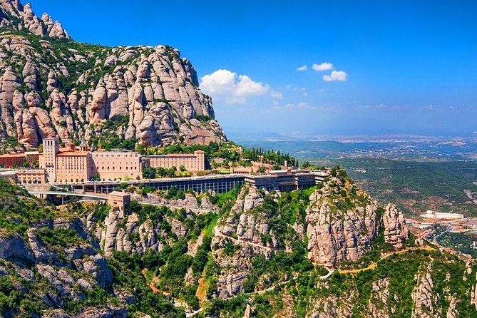 Montserrat Cardona and Salt Mountain Private Tour - Getting out of Barcelona with hotel pickup and a real full-day plan