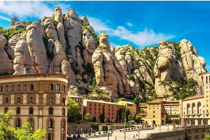 Montserrat Guided Tour with Cogwheel or Cable Car & Black Madonna - Key things I’d focus on before you go