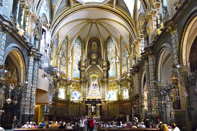 Montserrat Guided Tour with Cogwheel or Cable Car & Black Madonna - Cogwheel train vs cable car: choose the ride that matches your day