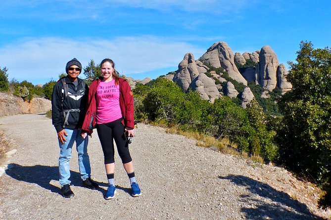 Montserrat Hiking Experience from Barcelona - Picking the right hike: from funicular views to Sant Jeroni summit