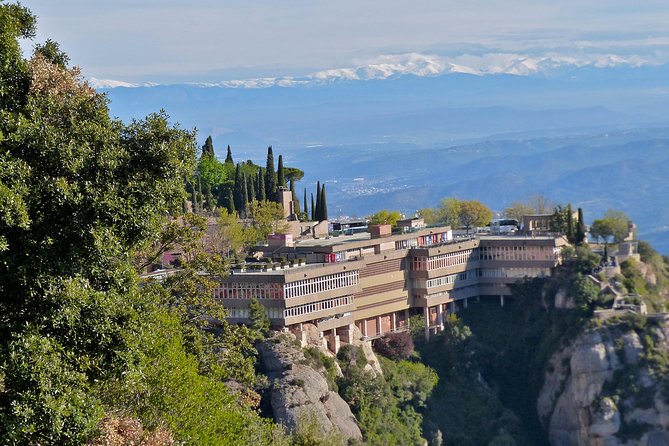 Montserrat Hiking Experience from Barcelona - Timing, weather, and how to dress