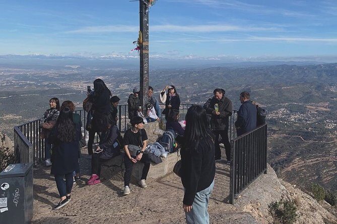 Montserrat Private Tour by Train from Barcelona - Meet at Plaça d’Espanya: getting on track without wasting time