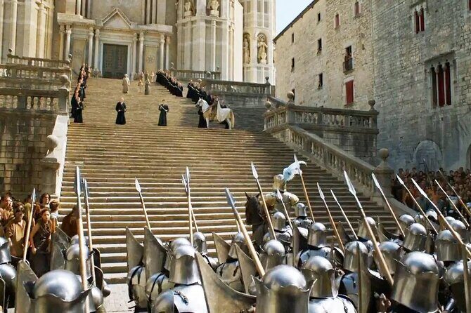 One Hour Game of Thrones Tour - The Guide Experience: Jordi and Dani Make the City Click