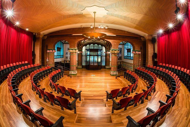 Palau de la Musica Catalana Guided Tour - Concert Hall finale: stained-glass arches and the inverted-dome skylight