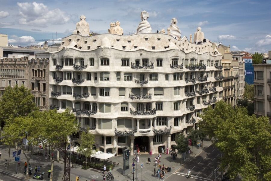 Panoramic Barcelona and Montserrat Excursion - Guided Monastery Visit: Saint Benedict, Gothic and Renaissance Details, and Santa Cova