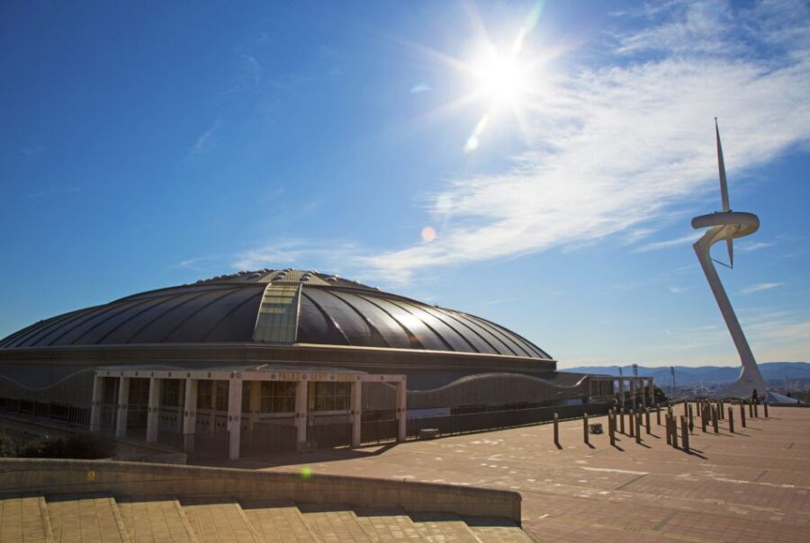 Panoramic Barcelona and Montserrat Excursion - Montjuïc Castle and the MNAC Viewpoint: The View Stops That Make It Worth the Drive