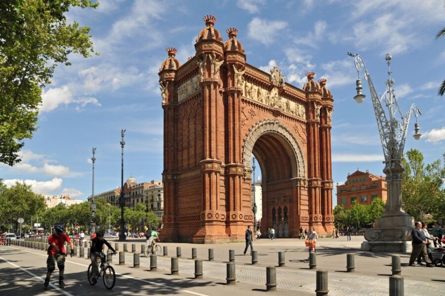 Panoramic Barcelona and Montserrat Excursion - Coach Ride to Montserrat: The Mountain Begins Before You Arrive
