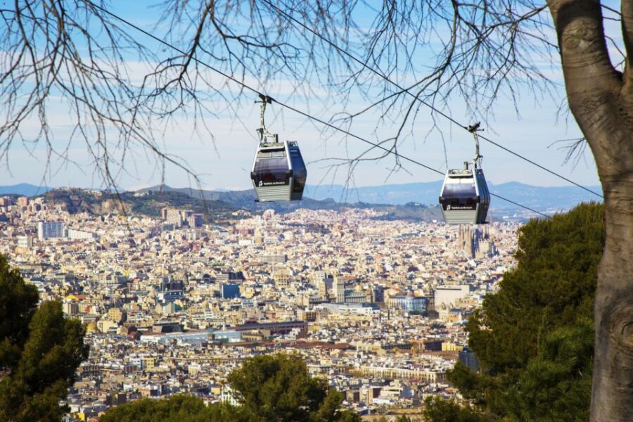 Panoramic Barcelona and Montserrat Excursion - Morning in Barcelona: Gothic Quarter Squares, Cathedral Area Views, and Arc de Triomf