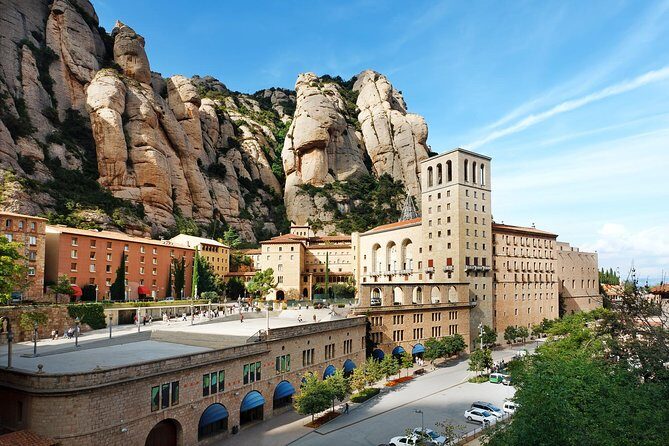 Panoramic Barcelona and Montserrat with Cog-Wheel Train - The smart “two-icons” plan: Barcelona from Montjuïc, then Montserrat