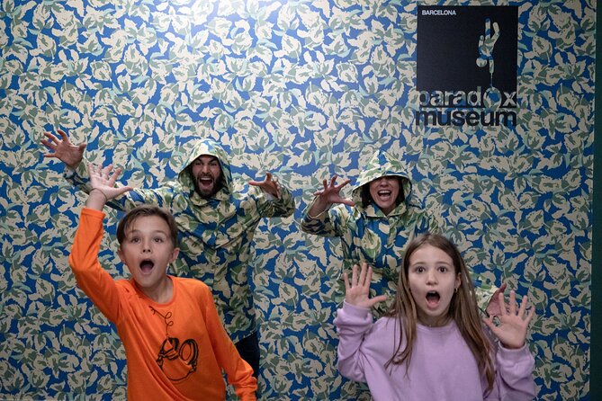 Paradox Museum Barcelona - What you learn about senses and paradoxes (without a lecture)