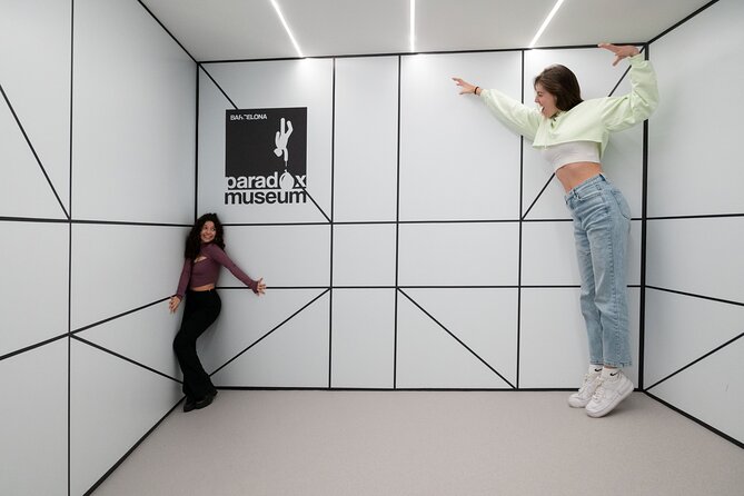 Paradox Museum Barcelona - Who should book this in Barcelona—and who might not